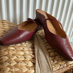 Riley River Women’s Burgundy Leather Slip-Ons